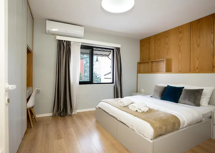 Boulevard Close To Center Appartamento