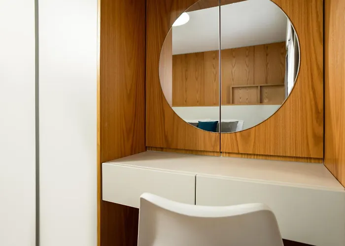 Boulevard Close To Center شقة تيرانا